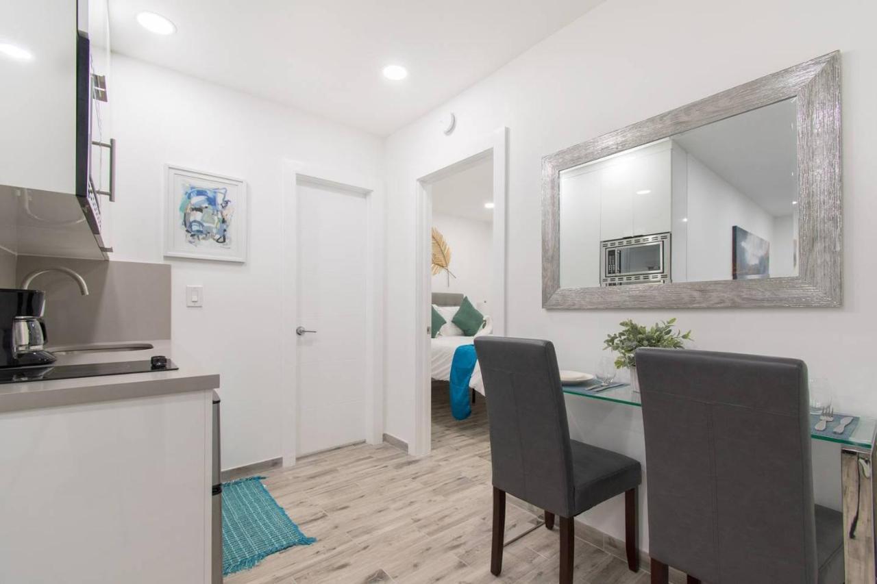 Newly Renovated 1 Bedroom Apt Designer Unit # 3 Dania Beach Exterior photo
